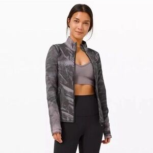 Lululemon Athletica Charcoal and Black Snow Jacket